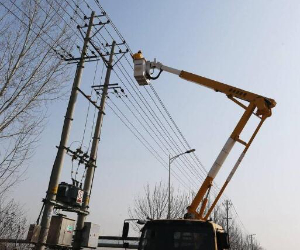 帶電作業(yè)車出租