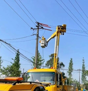 帶電作業(yè)車(chē)出租